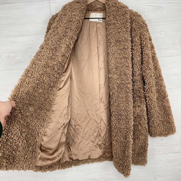 Aritzia Wilfred Free Plush Teddy Grete Faux Fur Jacket Small Tan One Button Coat - Picture 6 of 14